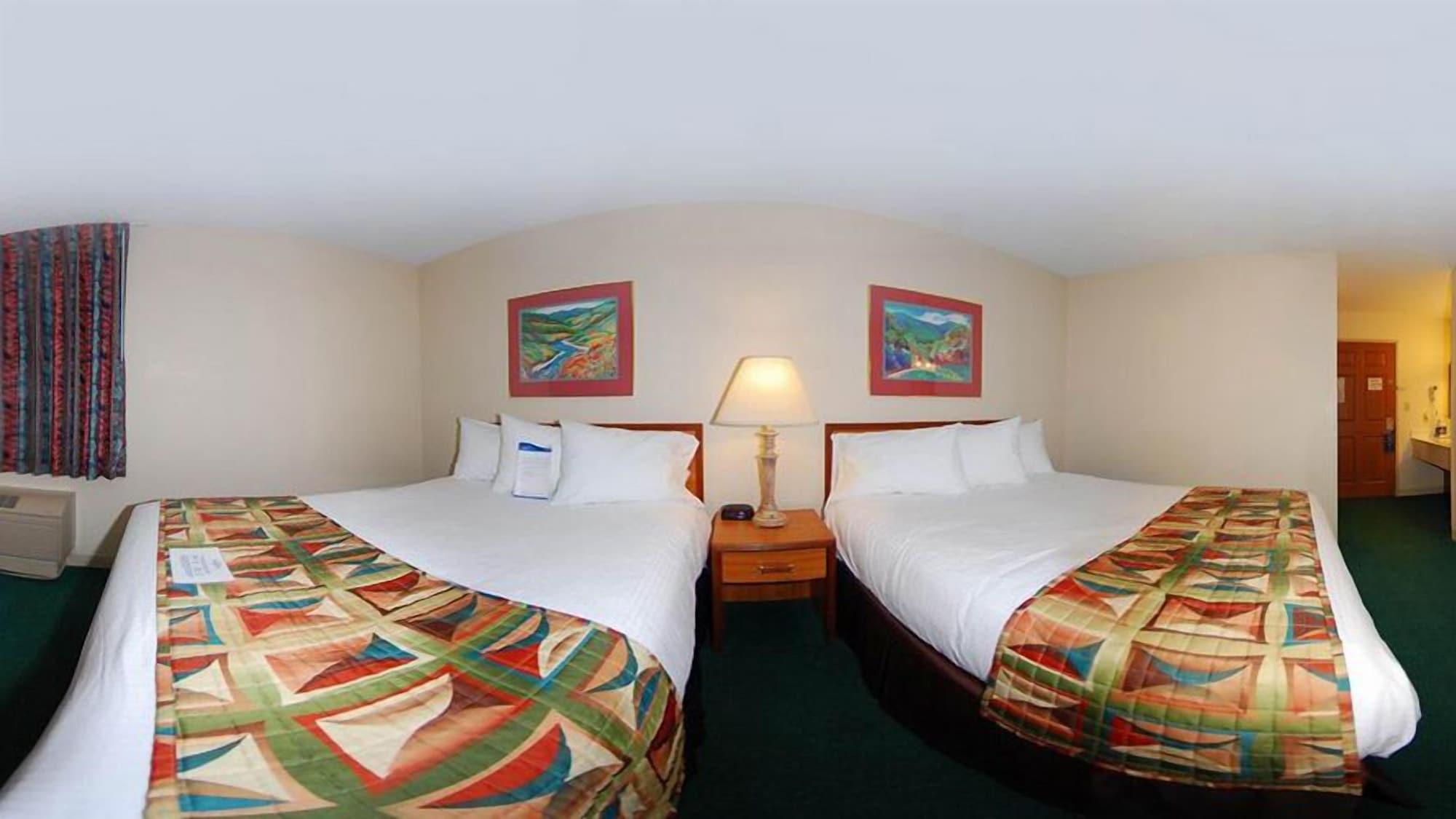 Baymont By Wyndham Sullivan Bagian luar foto