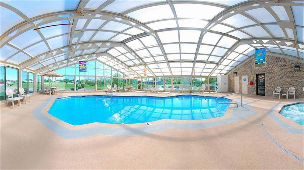 Baymont By Wyndham Sullivan Bagian luar foto